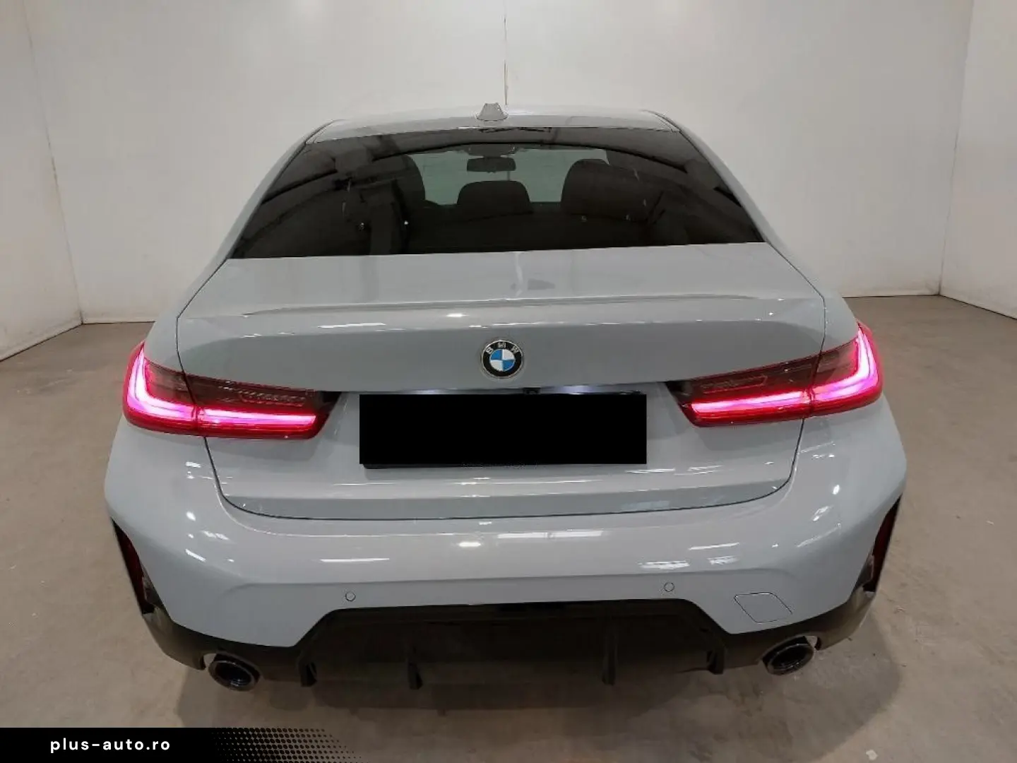 BMW 320d Limousine xDrive M Sport AHK HiFi STHZ LRHZ