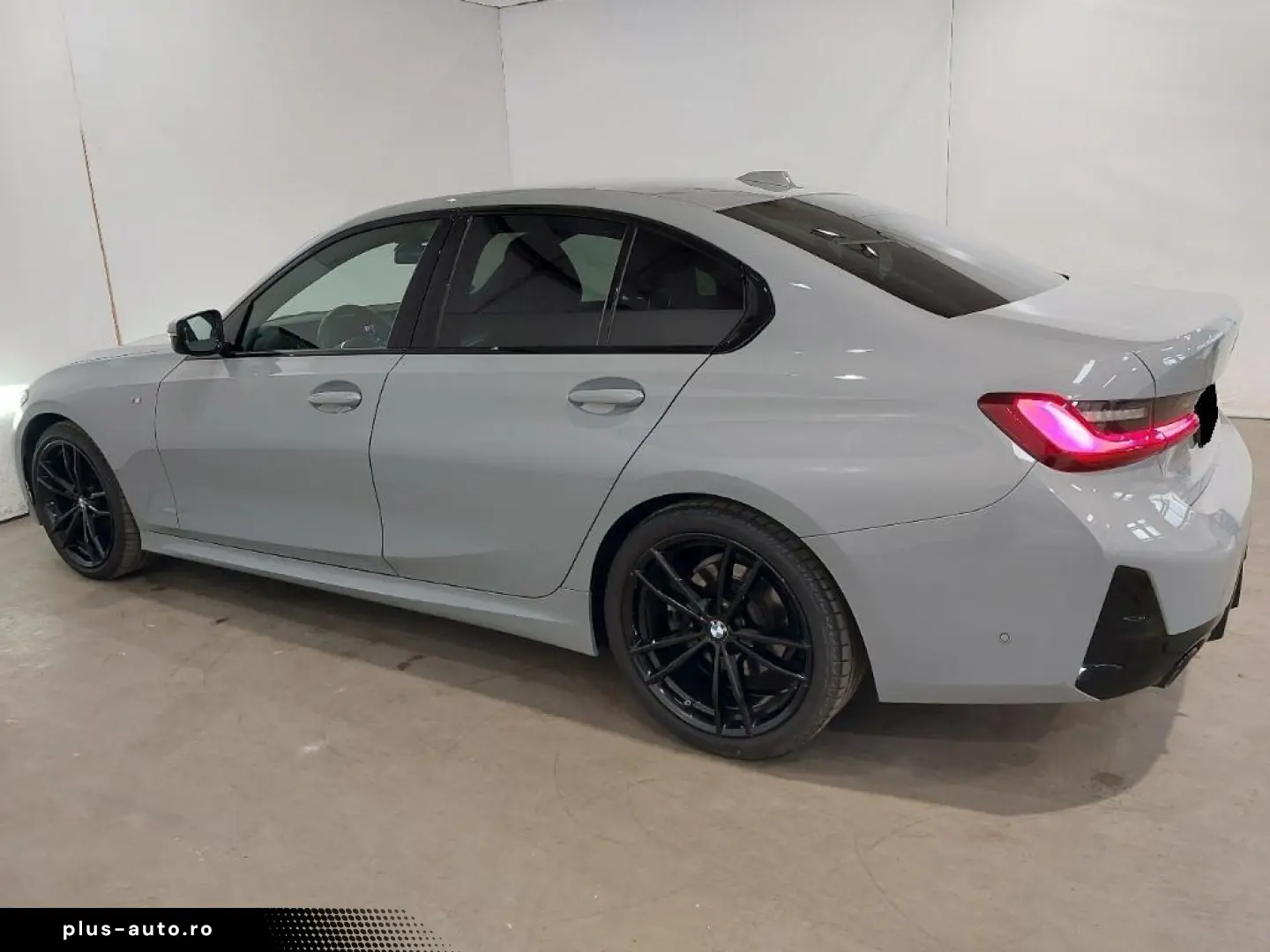 BMW 320d Limousine xDrive M Sport AHK HiFi STHZ LRHZ