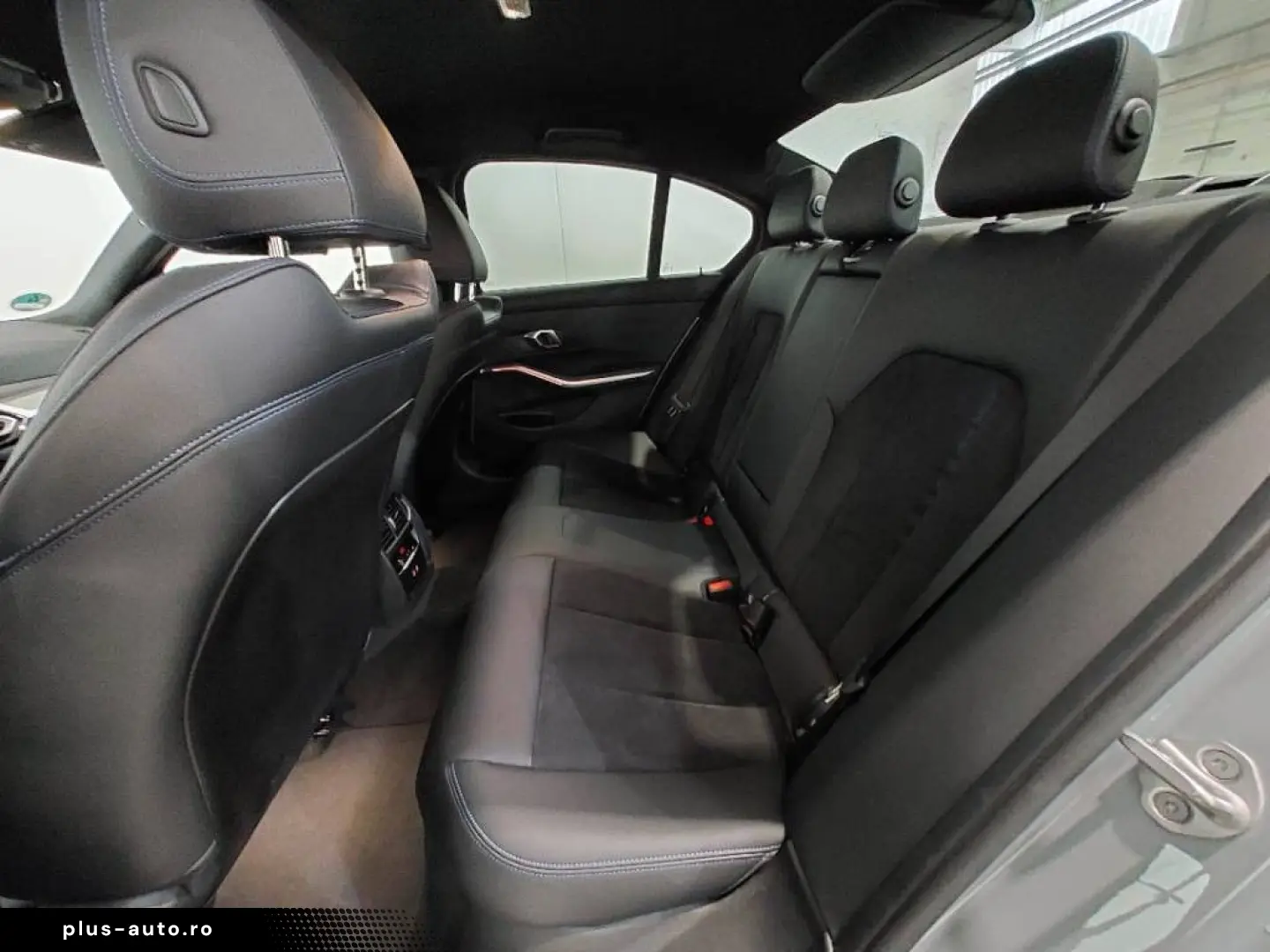 BMW 320d Limousine xDrive M Sport AHK HiFi STHZ LRHZ