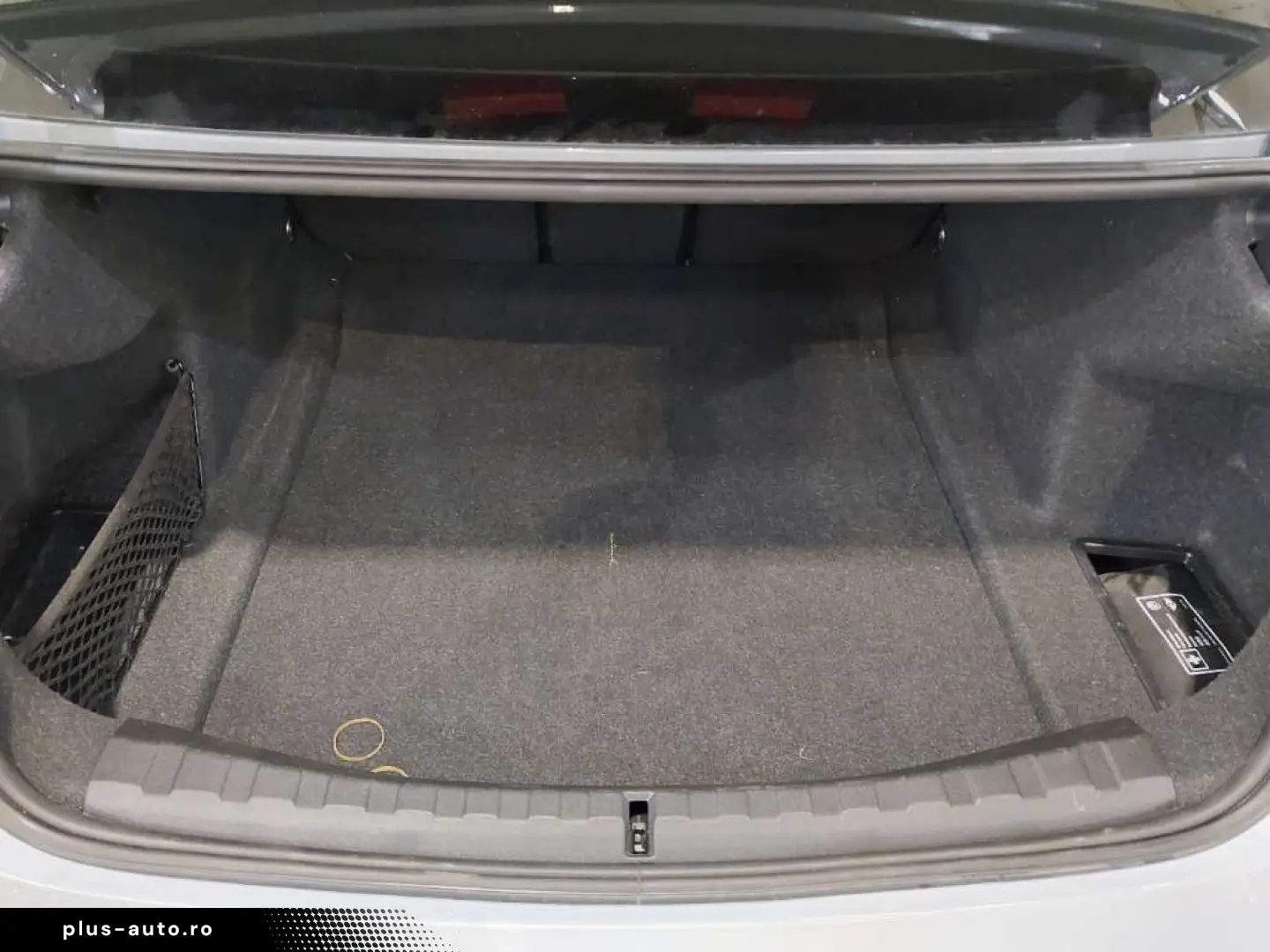 BMW 320d Limousine xDrive M Sport AHK HiFi STHZ LRHZ