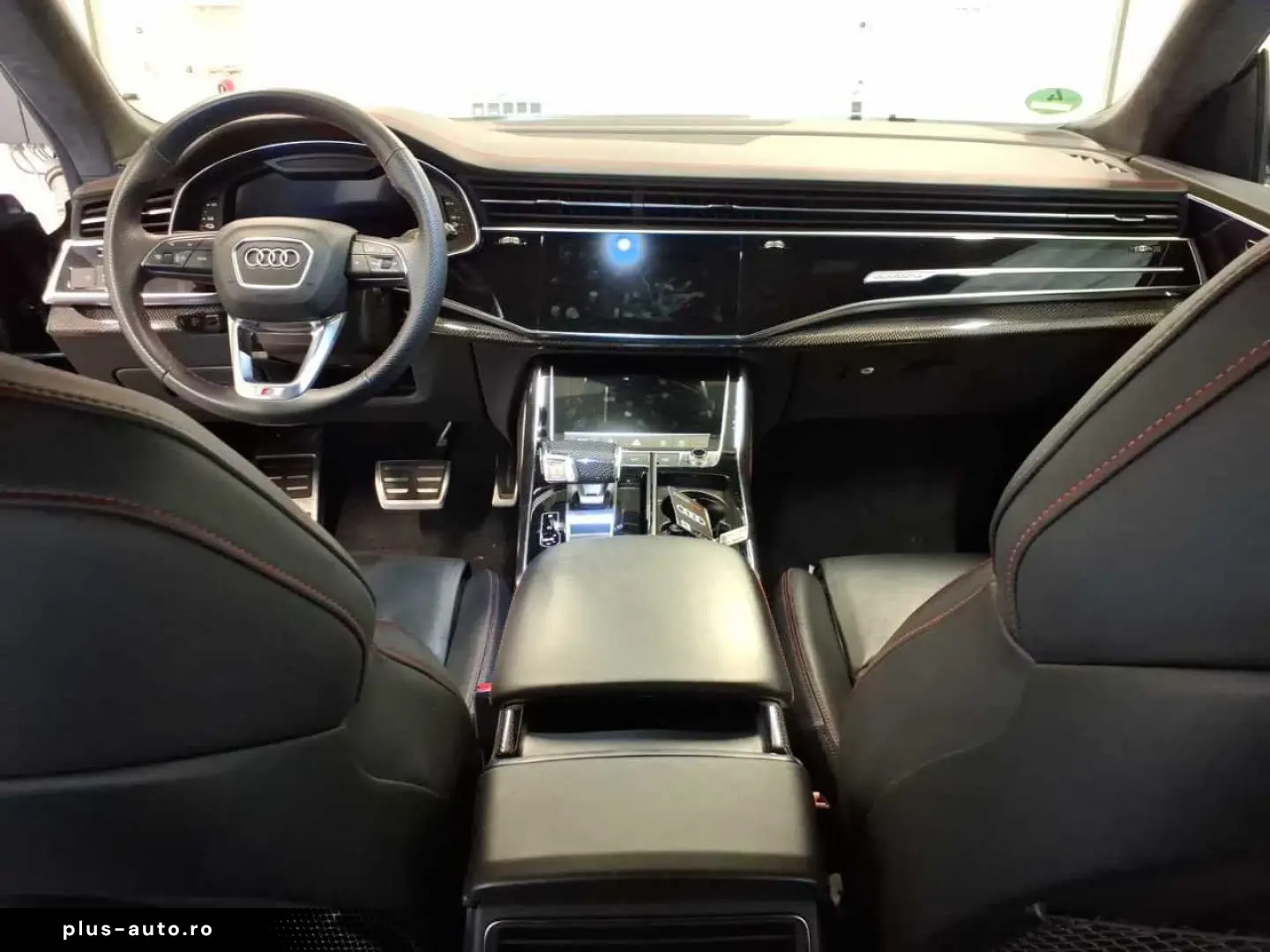 AUDI Q8 55 TFSIe 2 x S line  competition  Air  Assist