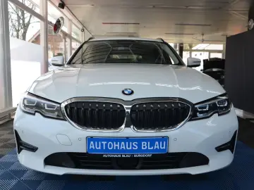 BMW 320d xDrive Touring  AUTOMATIK LED LIVE COCKPIT
