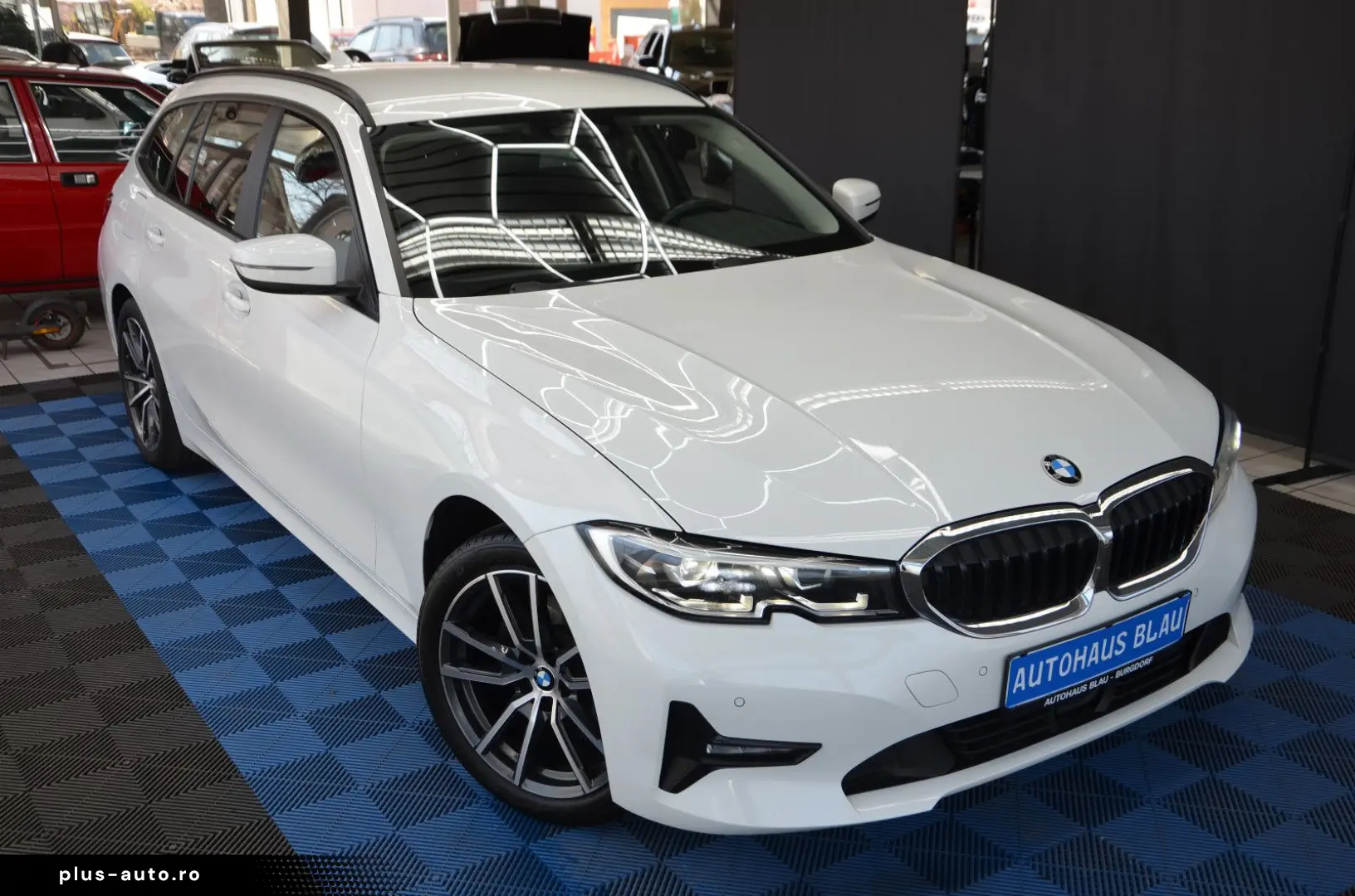 BMW 320d xDrive Touring  AUTOMATIK LED LIVE COCKPIT