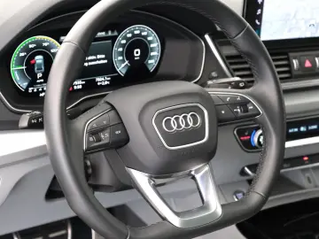 AUDI Q5 Sportback 50 TFSI e quattro S line PANO NAVI