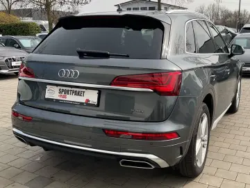 AUDI Q5 40 TDI quattro S-tronic S-line AHK LED RFK