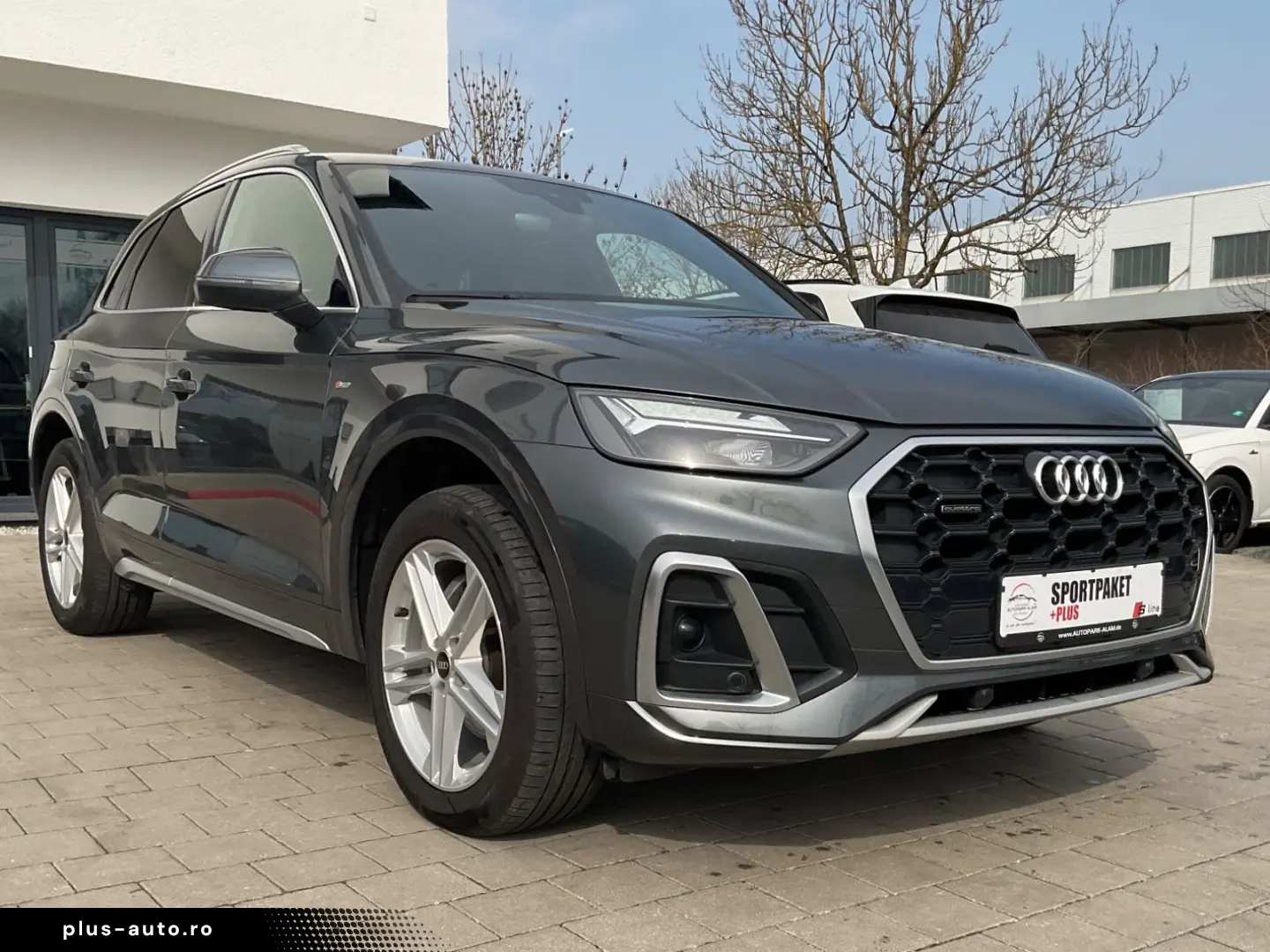 AUDI Q5 40 TDI quattro S-tronic S-line AHK LED RFK