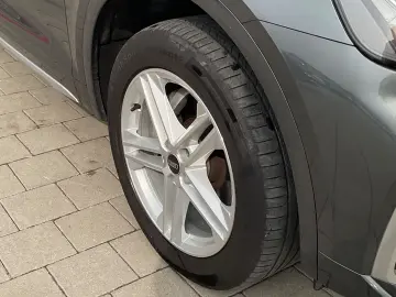 AUDI Q5 40 TDI quattro S-tronic S-line AHK LED RFK