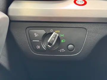 AUDI Q5 40 TDI quattro S-tronic S-line AHK LED RFK