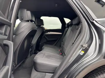 AUDI Q5 40 TDI quattro S-tronic S-line AHK LED RFK