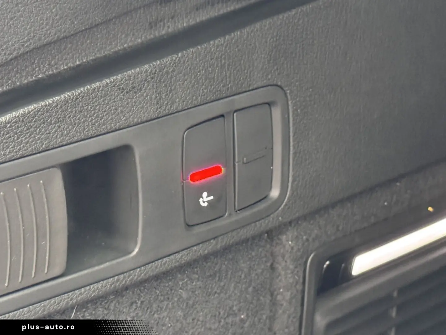 AUDI Q5 40 TDI quattro S-tronic S-line AHK LED RFK