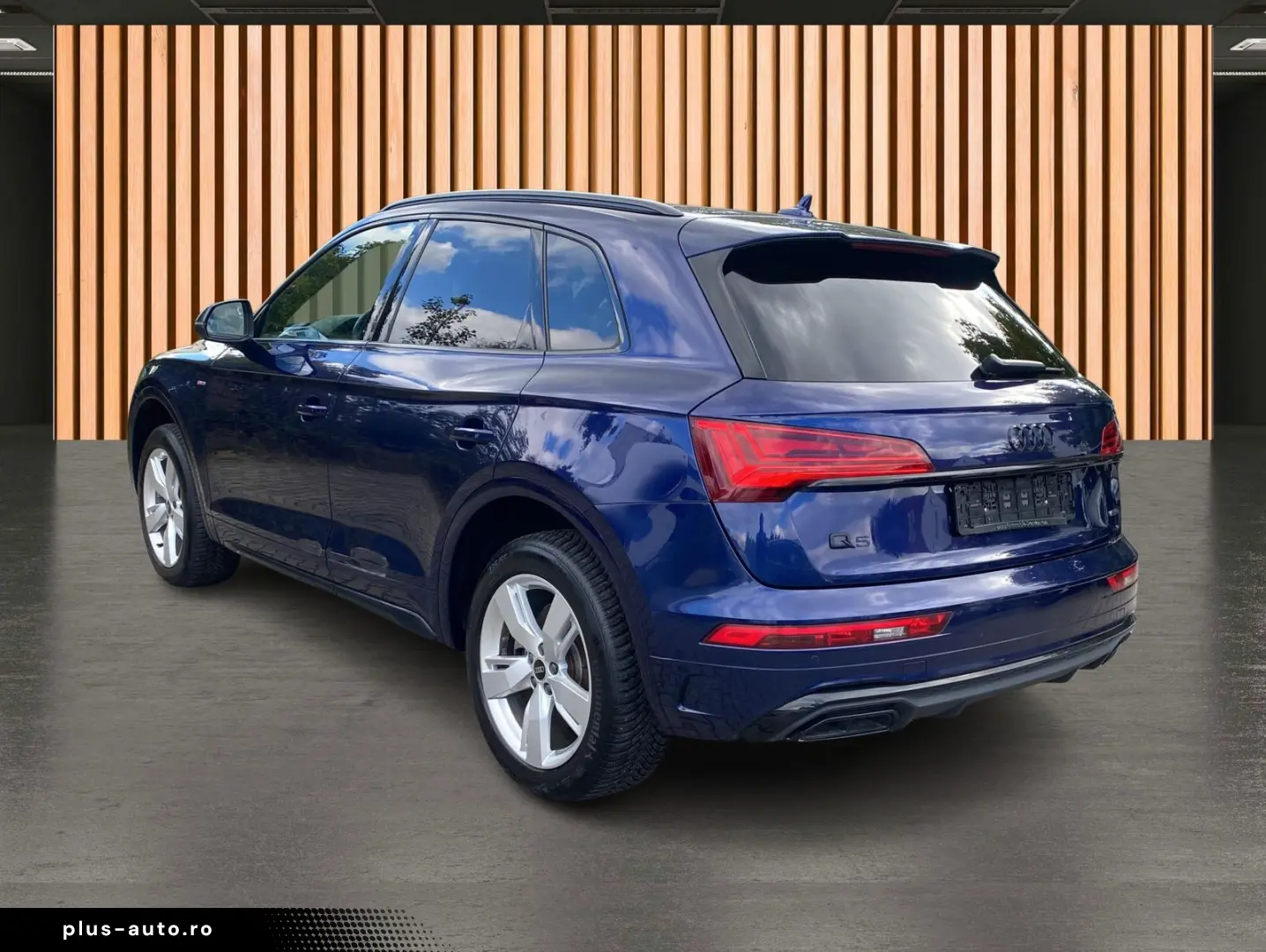 AUDI Q5 40 TDI quattro S line Sport HeadUp Pano