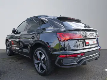 AUDI Q5 Sportback 40 TDI quattro S line Pano AHK Opti