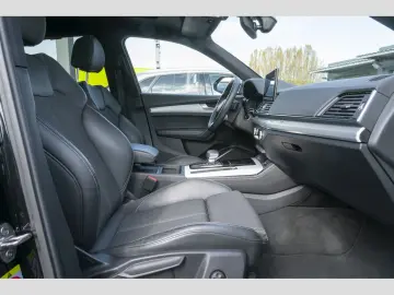 AUDI Q5 Sportback 40 TDI quattro S line Pano AHK Opti