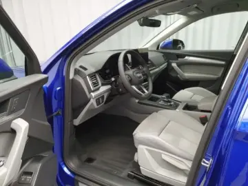 AUDI Q5 50 TFSI e quattro S tronic S line Navi LED