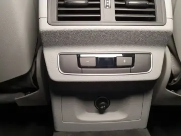 AUDI Q5 50 TFSI e quattro S tronic S line Navi LED