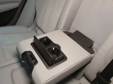 AUDI Q5 50 TFSI e quattro S tronic S line Navi LED