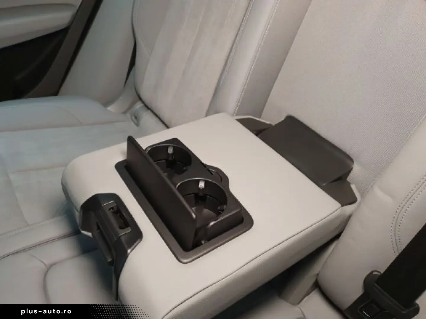 AUDI Q5 50 TFSI e quattro S tronic S line Navi LED