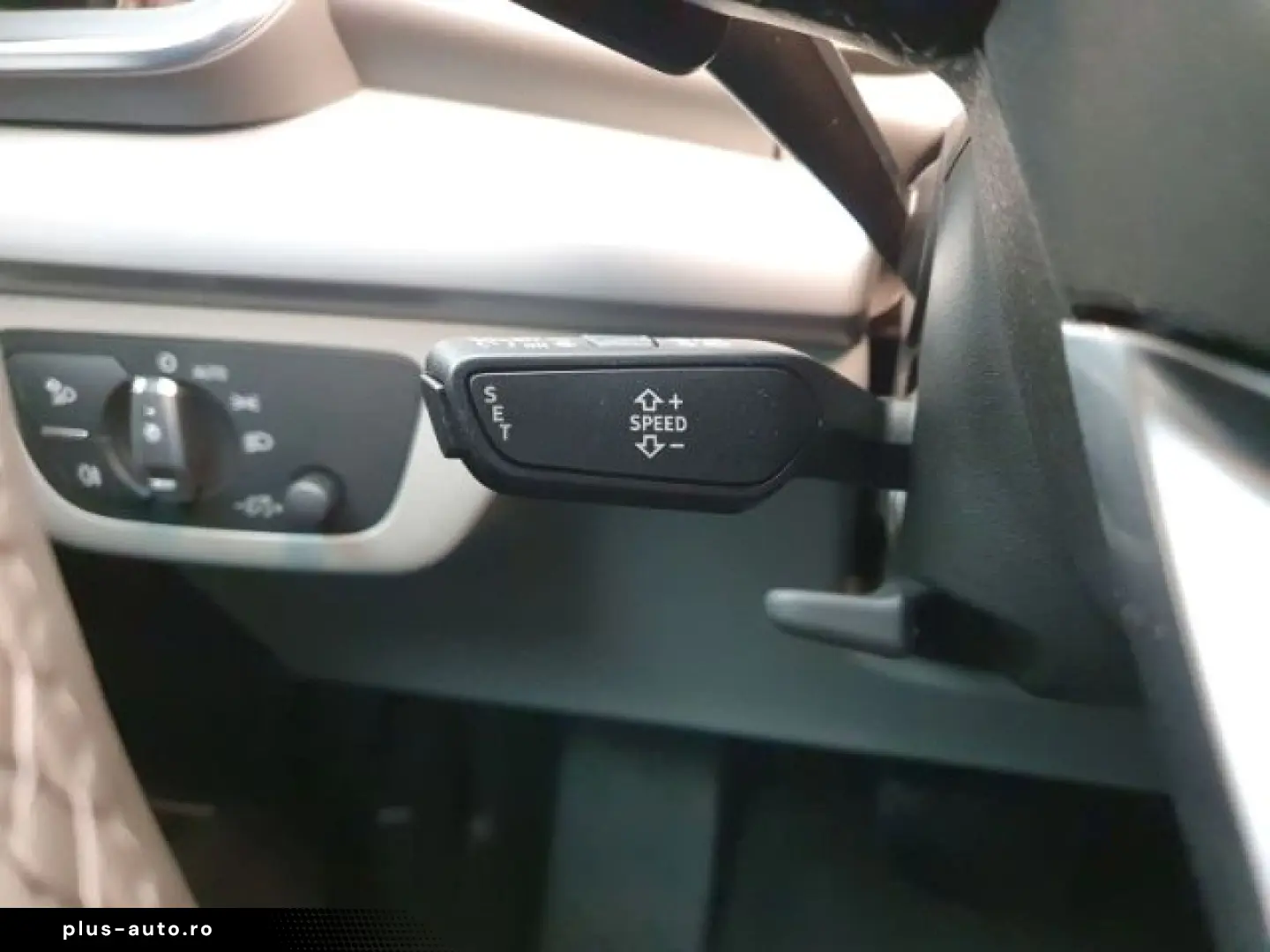 AUDI Q5 50 TFSI e quattro S tronic S line Navi LED