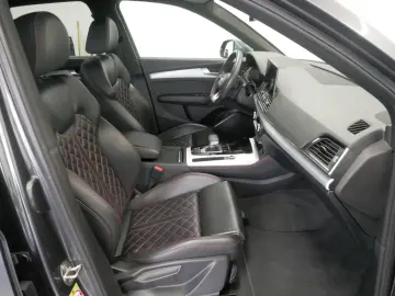 AUDI Q5 50 TFSI e quattro S tro. S line LED AHK virt.