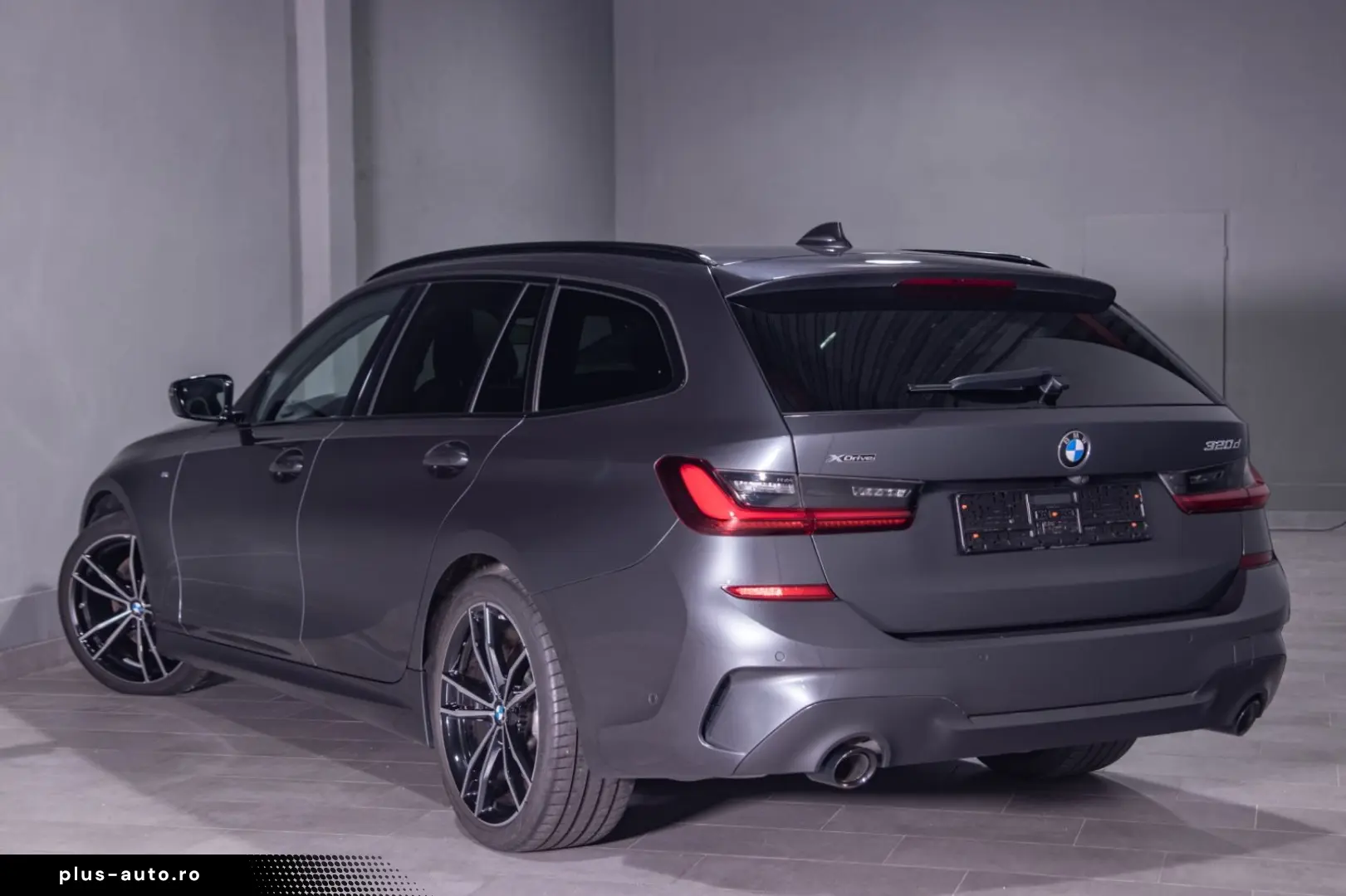 BMW 320d Touring xDrive M Sport HUD Pano Laser ACC