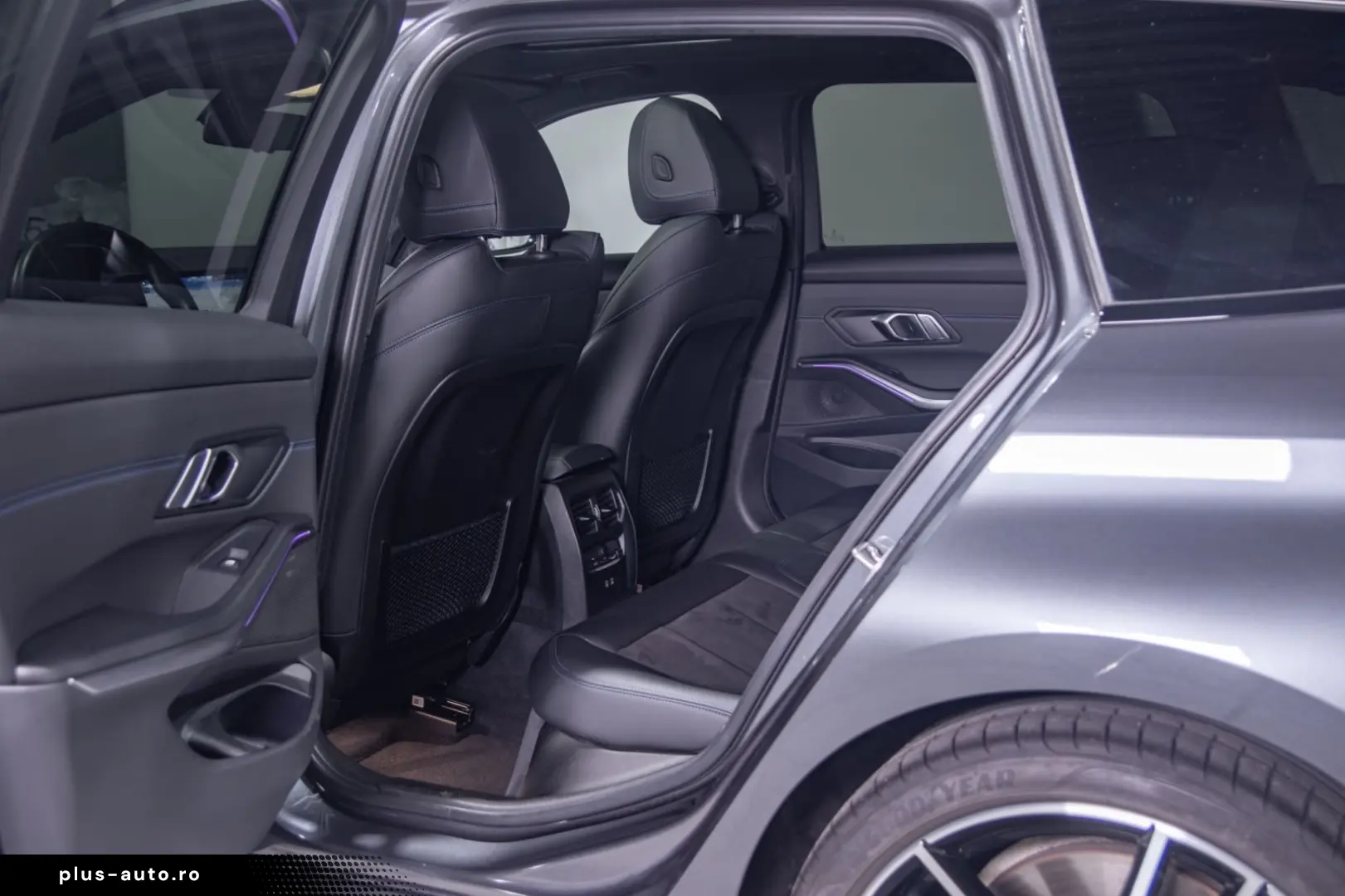 BMW 320d Touring xDrive M Sport HUD Pano Laser ACC