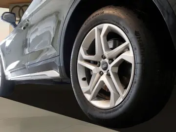 AUDI Q5 50 TDI quattro advanced Navi VC RFK PDC LED B