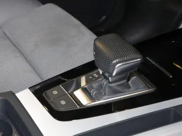 AUDI Q5 50 TDI quattro advanced Navi VC RFK PDC LED B