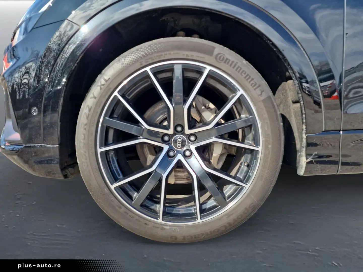 AUDI Q8 55 TFSI qu S line MATRIX PANO Luft AHK B&O