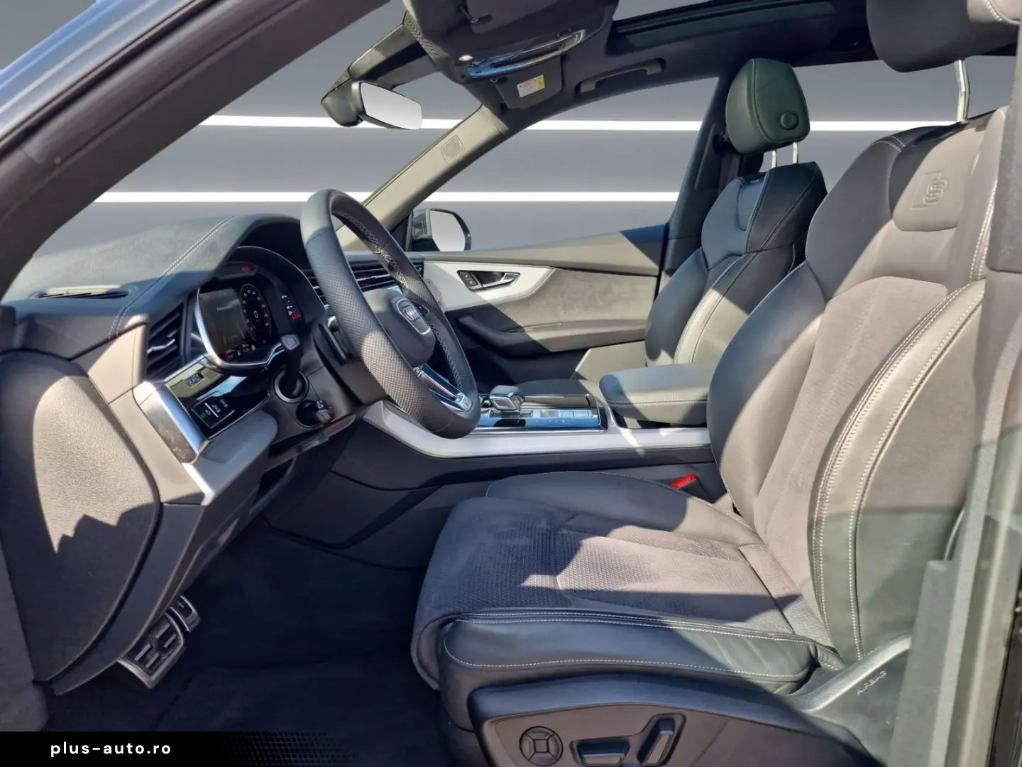 AUDI Q8 55 TFSI qu S line MATRIX PANO Luft AHK B&O