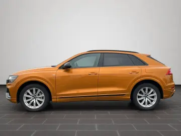 AUDI Q8 S line 55 TFSIe quattro MATRIX B&O RFK