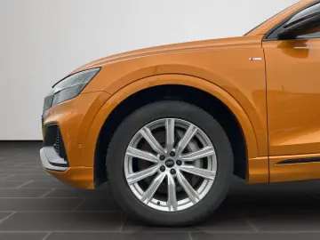 AUDI Q8 S line 55 TFSIe quattro MATRIX B&O RFK