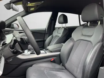 AUDI Q8 S line 55 TFSIe quattro MATRIX B&O RFK