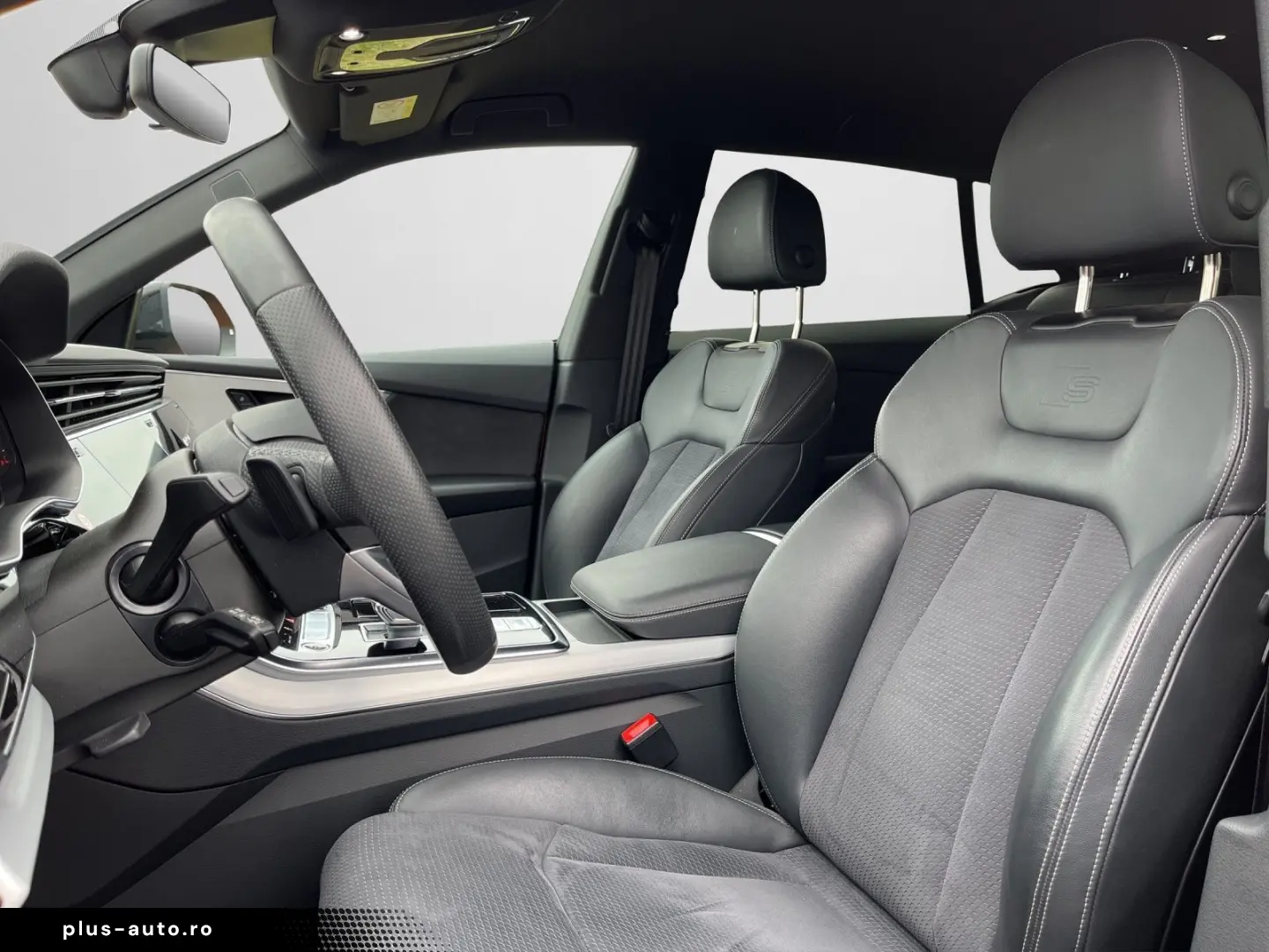 AUDI Q8 S line 55 TFSIe quattro MATRIX B&O RFK