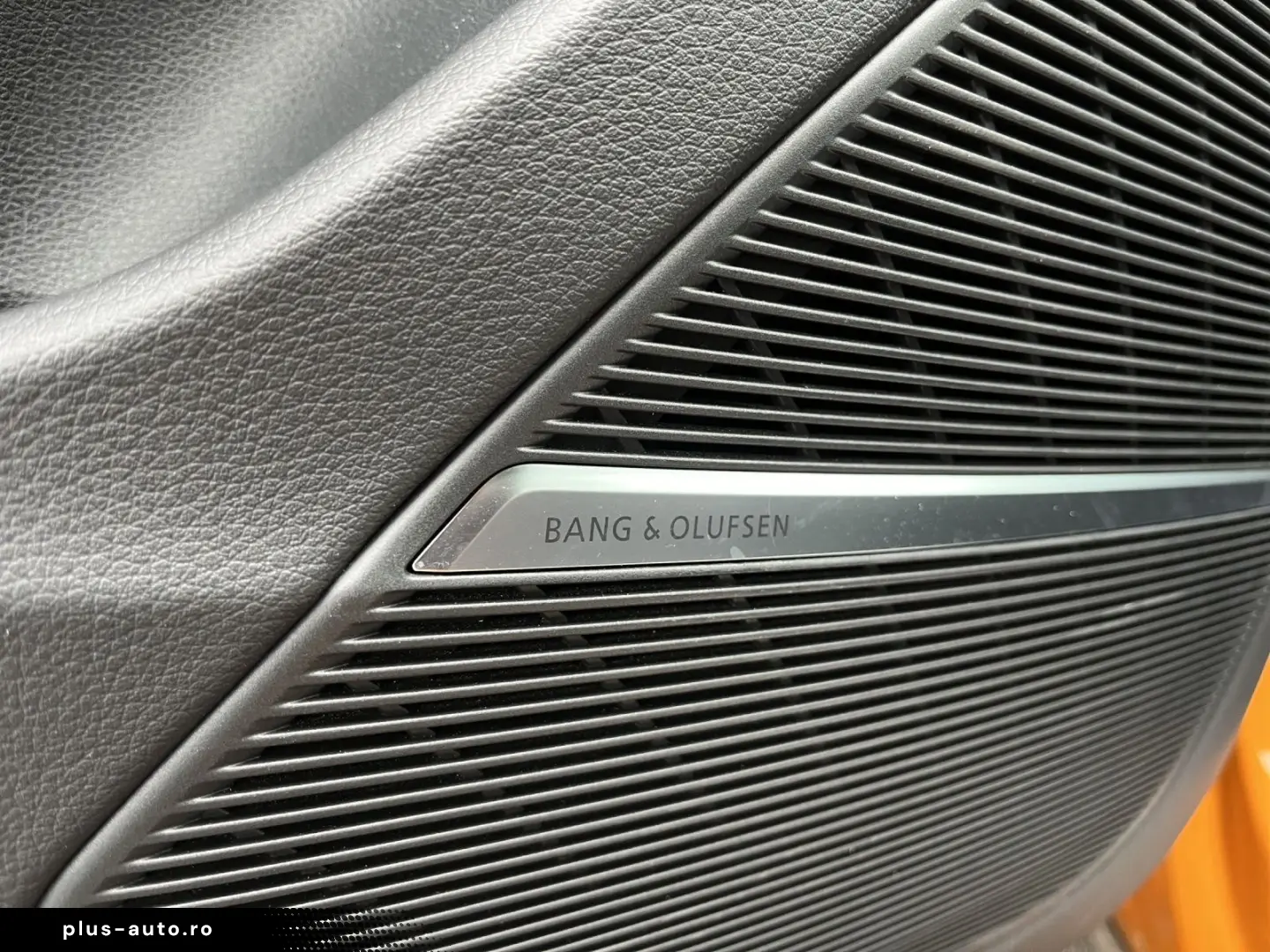 AUDI Q8 S line 55 TFSIe quattro MATRIX B&O RFK