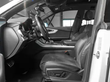 AUDI Q8 55 TFSI quattro Matrix LED SoftClose B&O