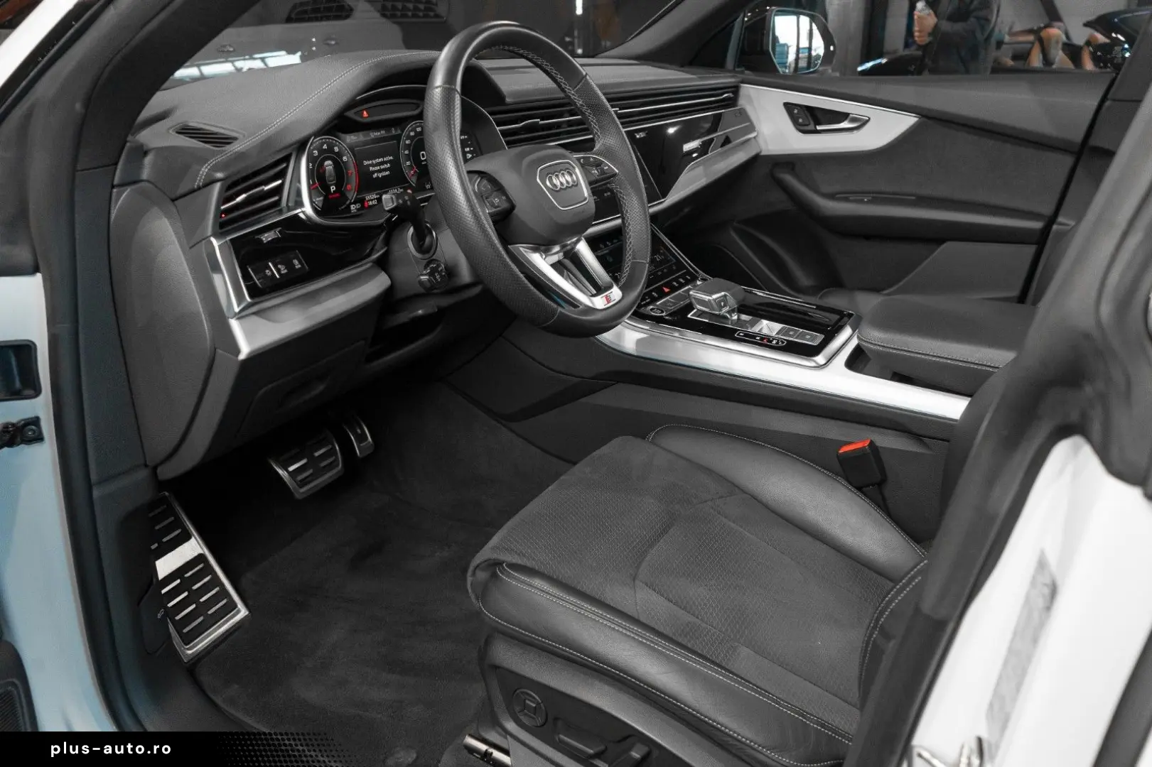 AUDI Q8 55 TFSI quattro Matrix LED SoftClose B&O