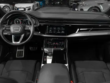 AUDI Q8 55 TFSI quattro Matrix LED SoftClose B&O