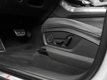 AUDI Q8 55 TFSI quattro Matrix LED SoftClose B&O