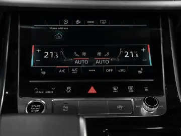 AUDI Q8 55 TFSI quattro Matrix LED SoftClose B&O