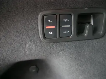 AUDI Q8 50 TDI QUATTRO TIPTRONIC S-LINE   22 ZOLL   L