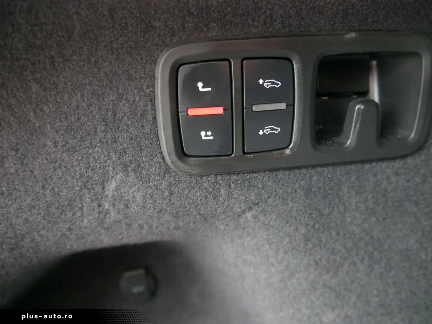 AUDI Q8 50 TDI QUATTRO TIPTRONIC S-LINE   22 ZOLL   L