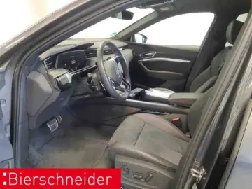 AUDI Q8 Sportback 55 e-tron S line AHK MATRIX HuD 21