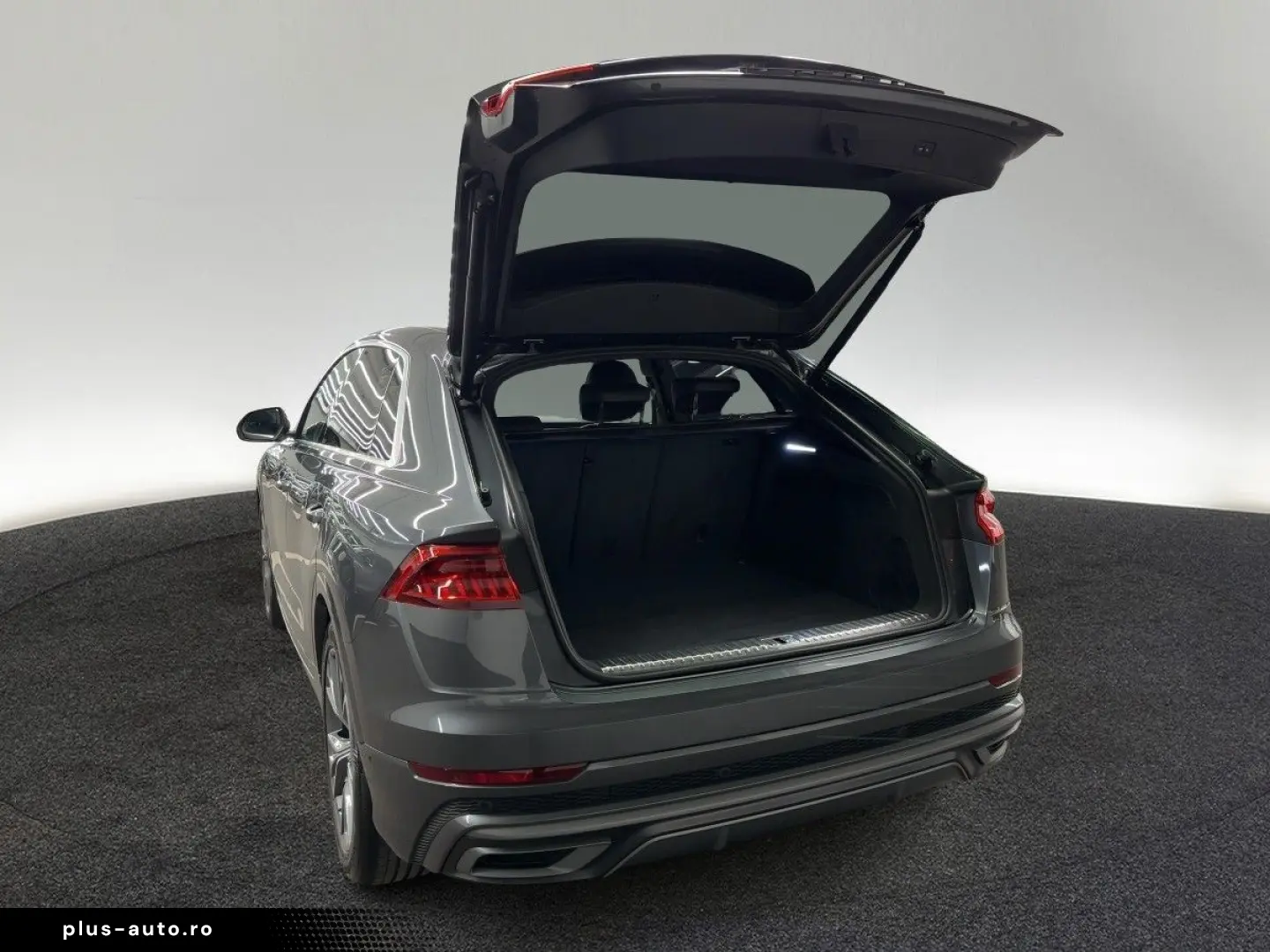 AUDI Q8 55 TFSI qu.tiptr. AHK MATRIX 360 K HUD VIRTUA