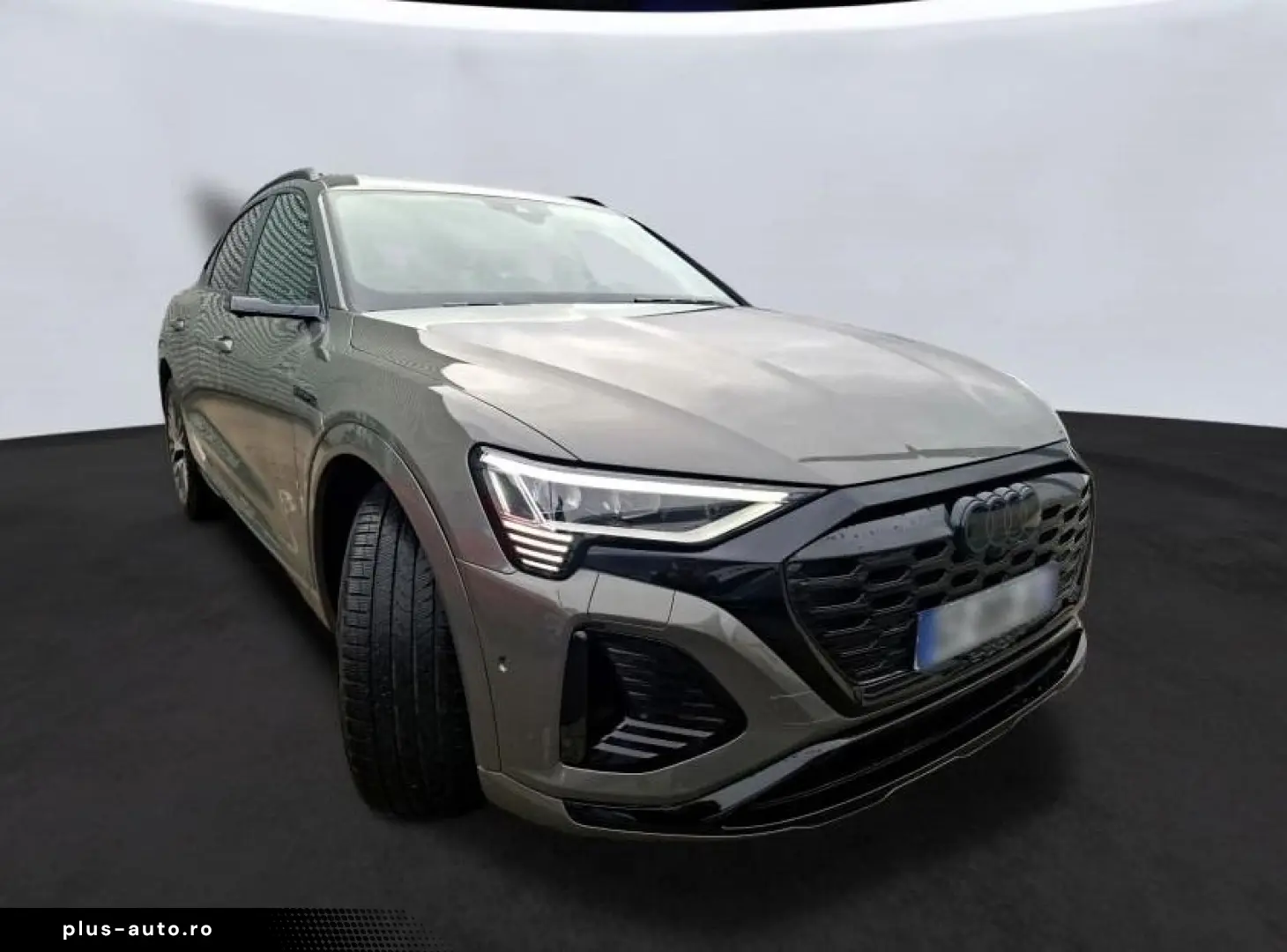 AUDI Q8 Sportback e-tron 55 quattro S line NP 122T¤