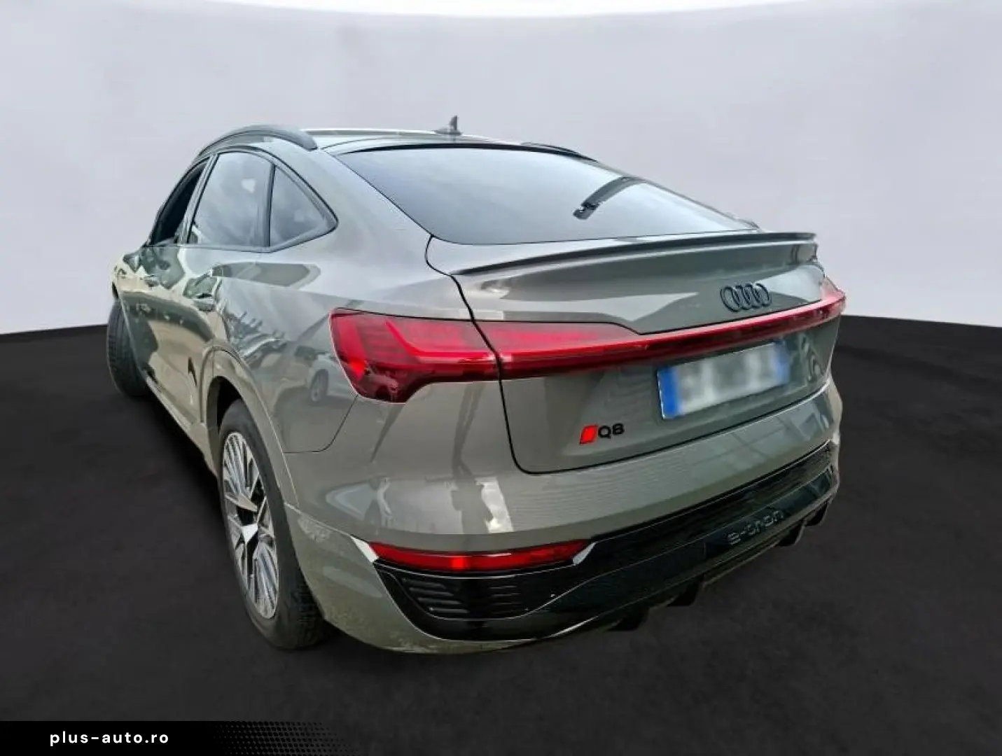 AUDI Q8 Sportback e-tron 55 quattro S line NP 122T¤