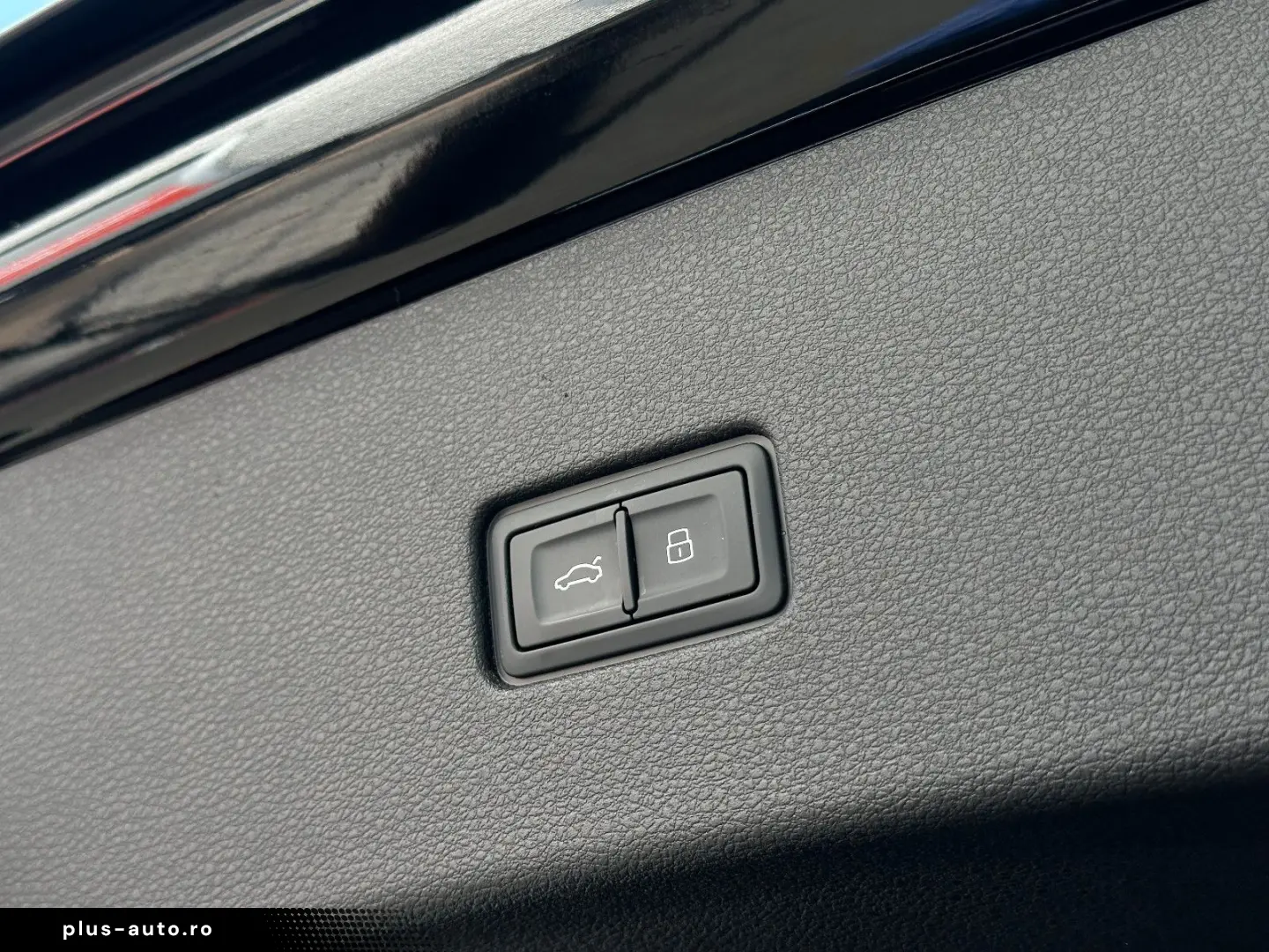 AUDI Q8 50 TDI qu. tipt. S LINE AHZV AIR STHZG HD B&O