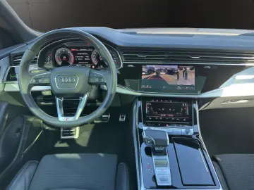 AUDI Q8 50 TDI qu. tipt. S LINE AHZV AIR STHZG HD B&O