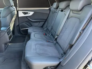 AUDI Q8 50 TDI qu. tipt. S LINE AHZV AIR STHZG HD B&O