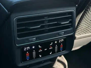 AUDI Q8 50 TDI qu. tipt. S LINE AHZV AIR STHZG HD B&O