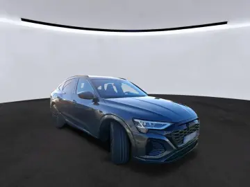 AUDI Q8 SB 55 quattro S line Pano Navi Matrix SHZ e-t